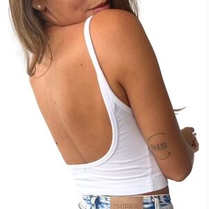 Chipre Hebe Backless Crop Tank